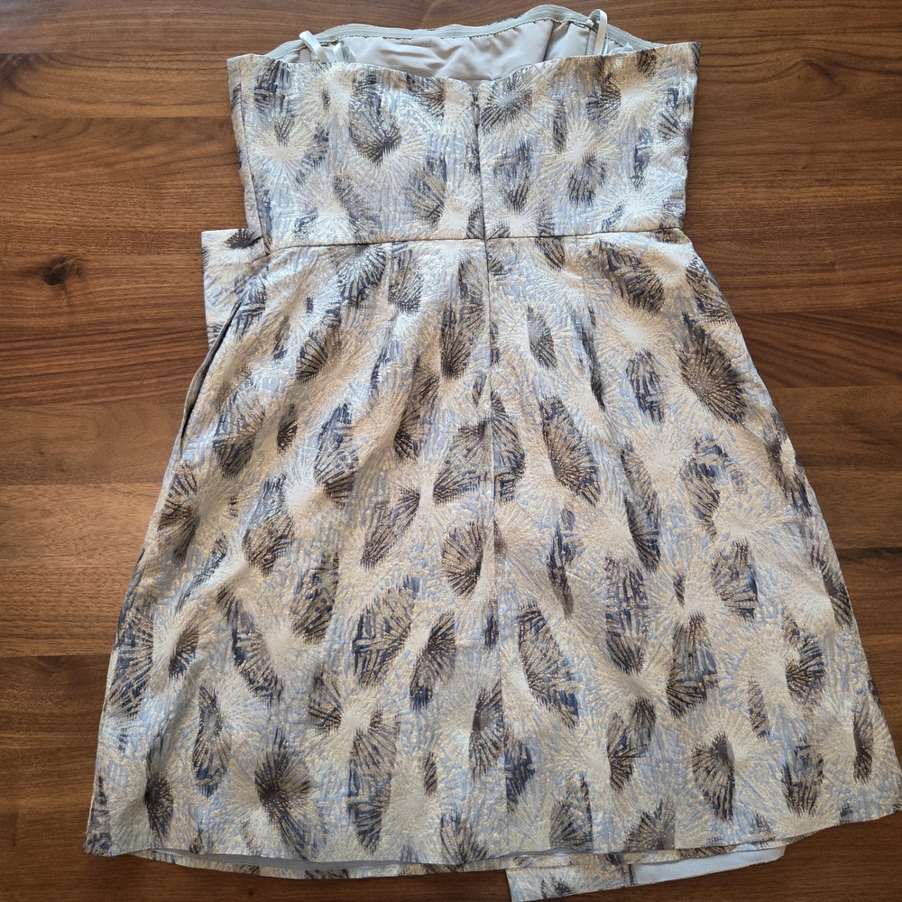 BCBGMAXAZRIA Metallic Jacquard Strapless Mini Dress, Haze Combo Print, Size 8 - Picture 10 of 12